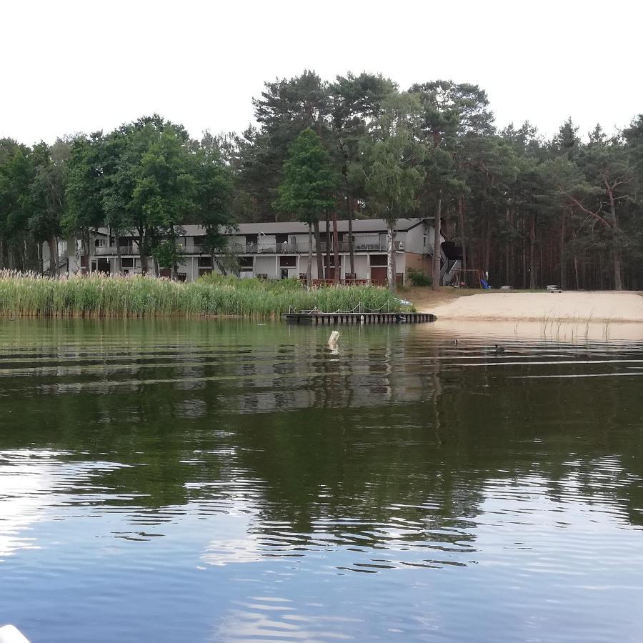Radzyń Apartament Nad Jeziorem Slawskim מראה חיצוני תמונה